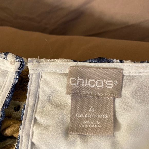 Chico's Navy and White top with navy Chicos Travelers pants - Picture 3 of 9